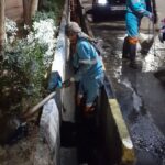 با گرم شدن هوا، عملیات گسترده شستشو و رفع بوی نامطبوع جوبه ها در منطقه دو آغاز شد